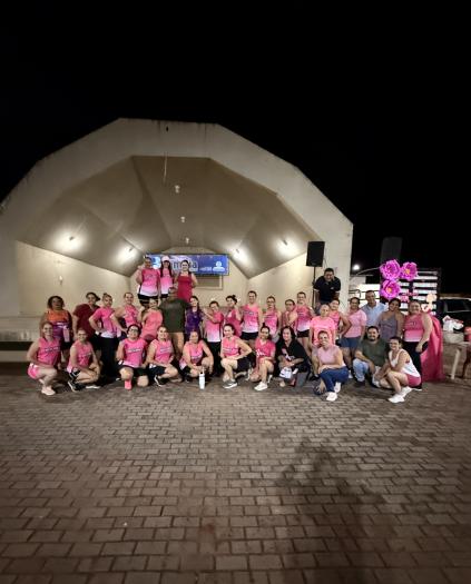 Prefeitura realiza Ritbox do Outubro Rosa na Praça Limírio Cândido Vilela